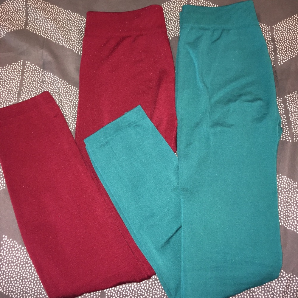 3/$10 ✨ Bundle of colorful leggings :)